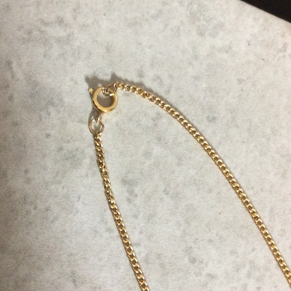 Groovy color splash pendant on gold chain necklace - Picture 6 of 7